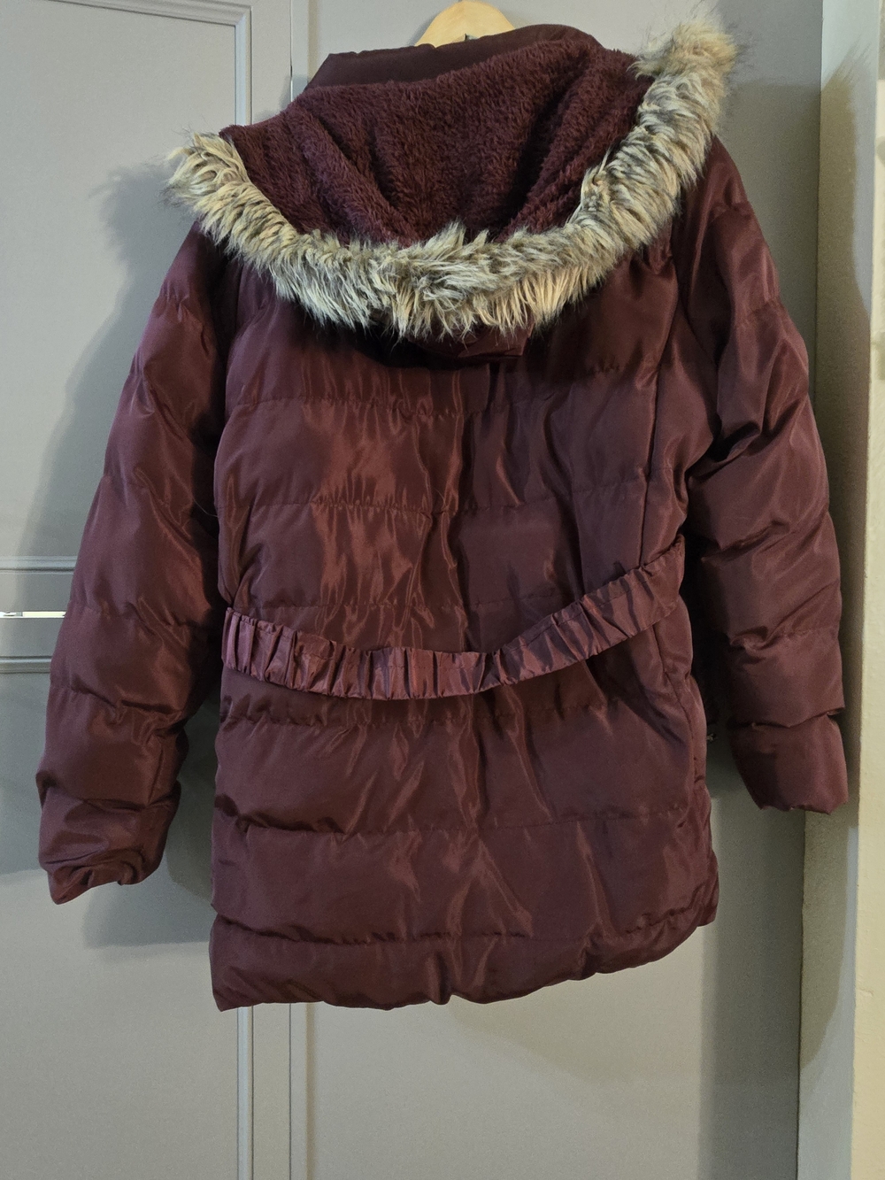 4X Women's Faux-Fur Trim Hooded Puffer Coat in Burgundy